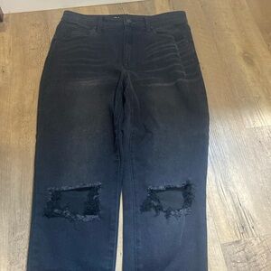 Black distressed jeans
